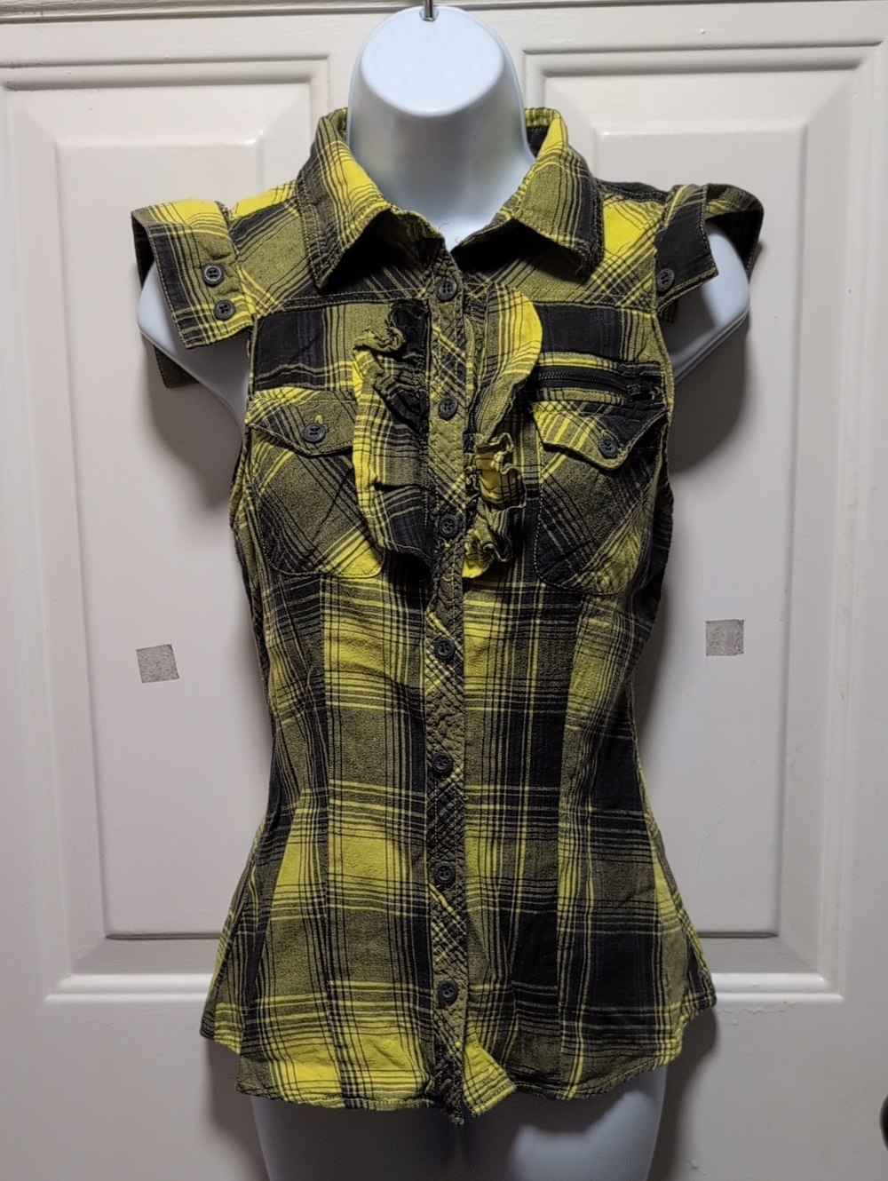 Yellow & Black Plaid Ruffle Front Sleeveless Button-Up Top